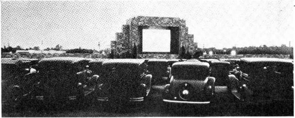 1933년 뉴저지 캠던의 첫 드라이브인 극장 사진