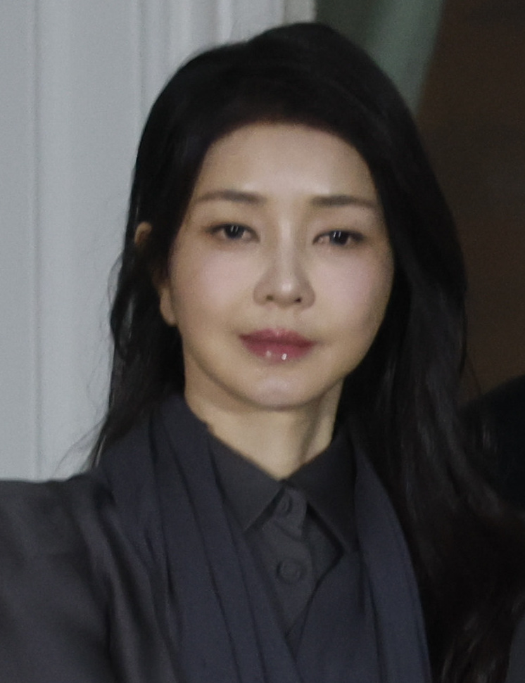 김건희의 초상 사진